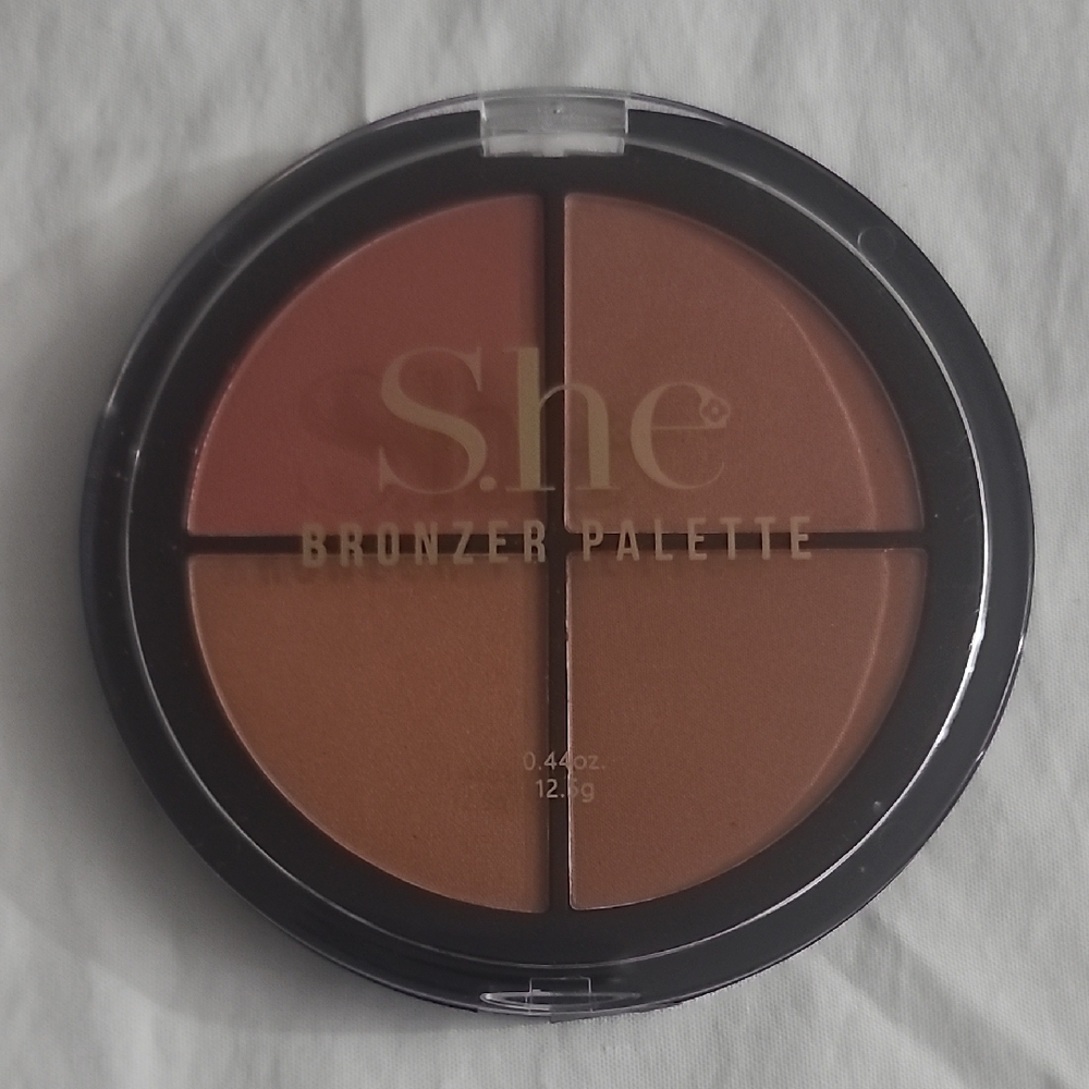 She Bronzer Palette - Style B